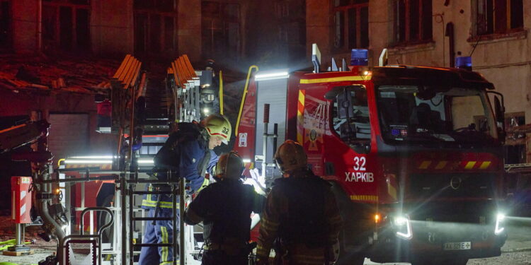 Droni russi su villaggio vicino a Kharkiv, due morti e due feriti