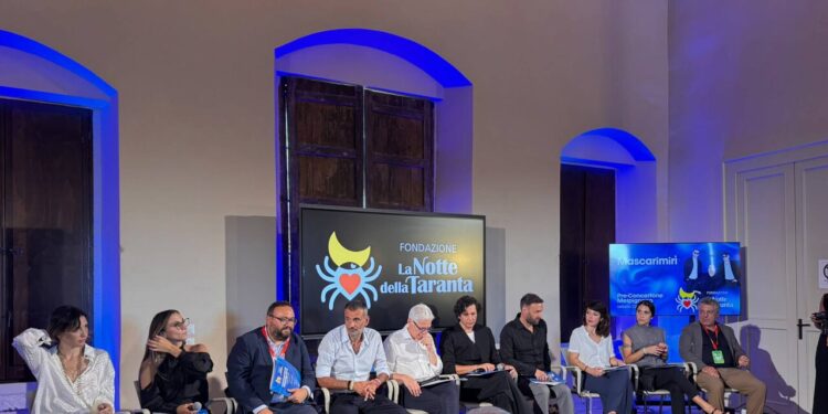La Notte della Taranta aperta dall’omaggio agli 80 anni della Repubblica