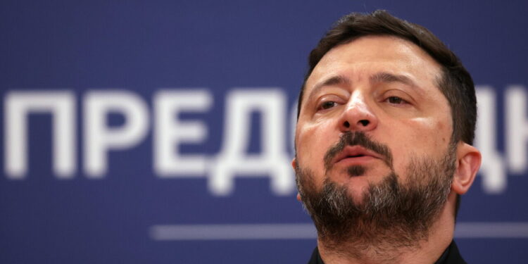 Anticorruzione ucraina, operazione contro gruppo legato a deputati e staff Zelensky