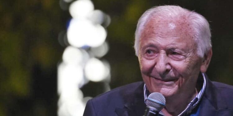 Mogol, Cannella ‘suoi versi appartengono alla memoria collettiva. Auguri Maestro’