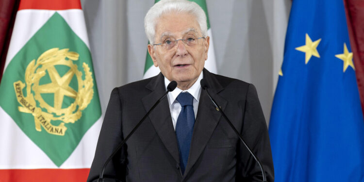 Mattarella: ‘Viviamo tempi di guerre scellerate, l’umanità aiuti a rifiutare l’odio’