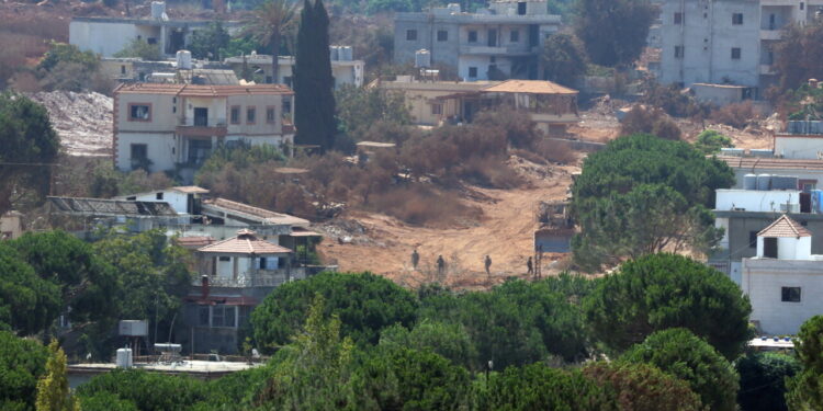 Media libanesi, attacco israeliano nel sud del Paese ha ucciso 7 persone