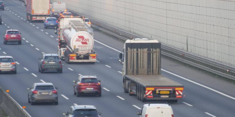 Svizzera leader nei camion elettrici: un quarto dei nuovi mezzi è a zero emissioni