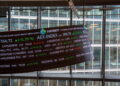 Borsa: l’Europa chiude contrastata, Parigi -0,16%, Francoforte +0,53%