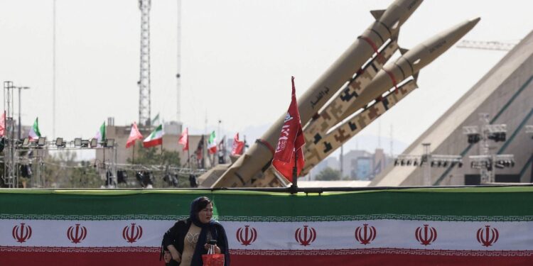 Media: “L’Iran valuta attacchi alle basi Usa in Europa”. Nel mirino Cipro e Bulgaria