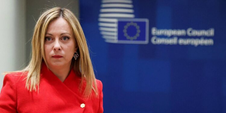 Migranti, Meloni: “In Ue molti condividono Italia su priorità difesa sicurezza”