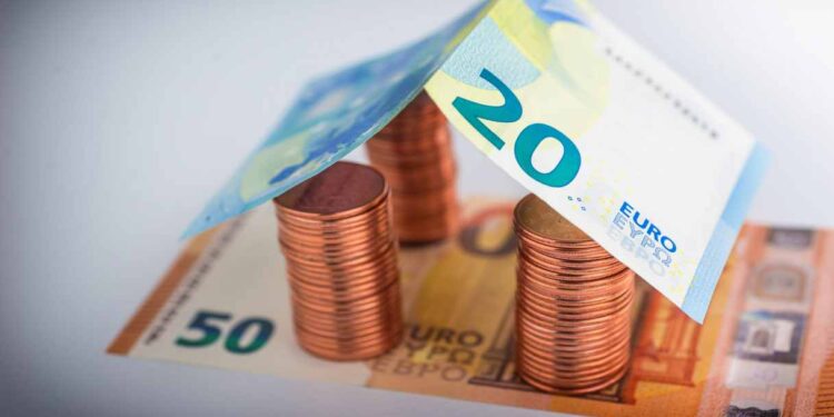 Ricchezza in Italia, 451mila euro di media: metà delle famiglie è sotto 178mila